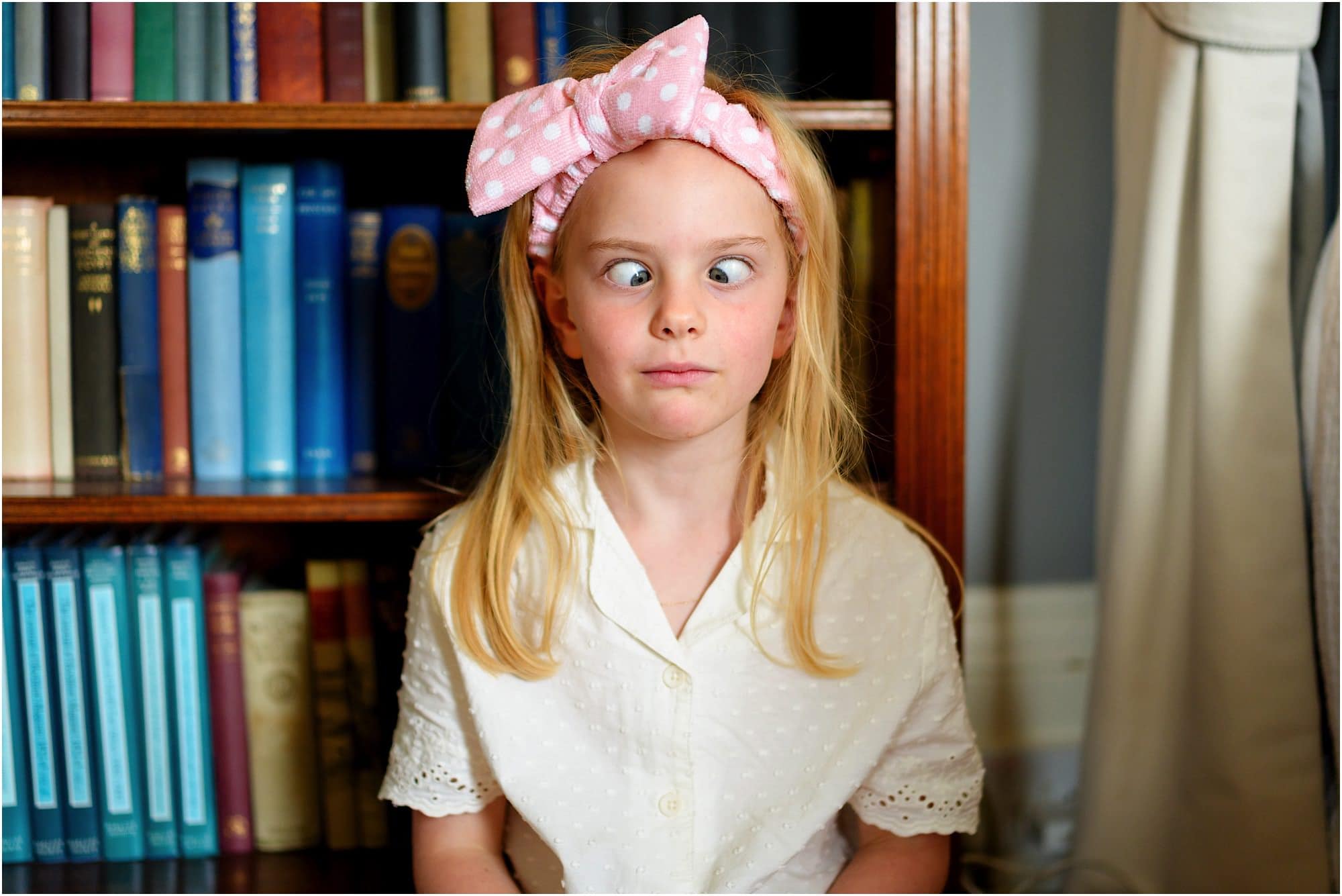 Funny flowergirl photo